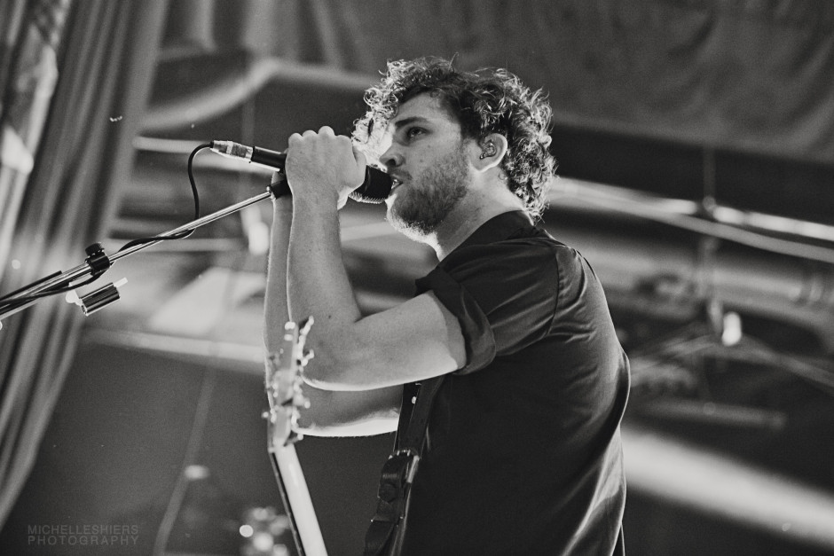 RoyalBlood_hobsd_022