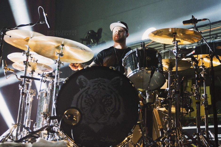 RoyalBlood_hobsd_032