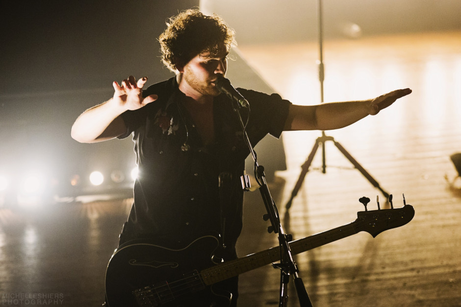 RoyalBlood_hobsd_038