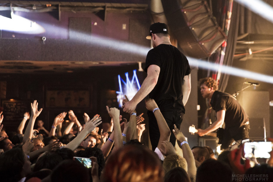 RoyalBlood_hobsd_053